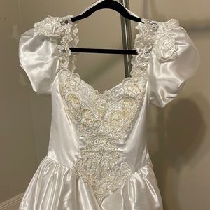 Wedding dress